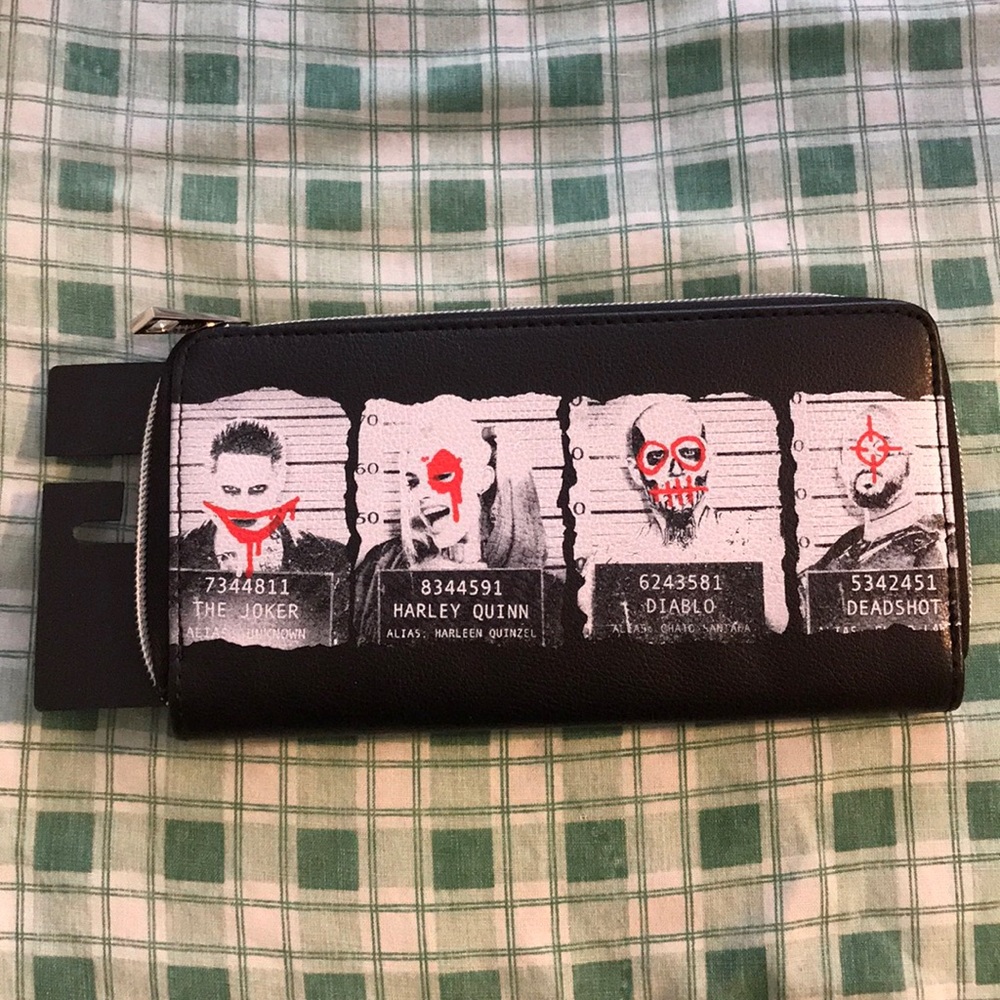 #SquadGoals Wallet